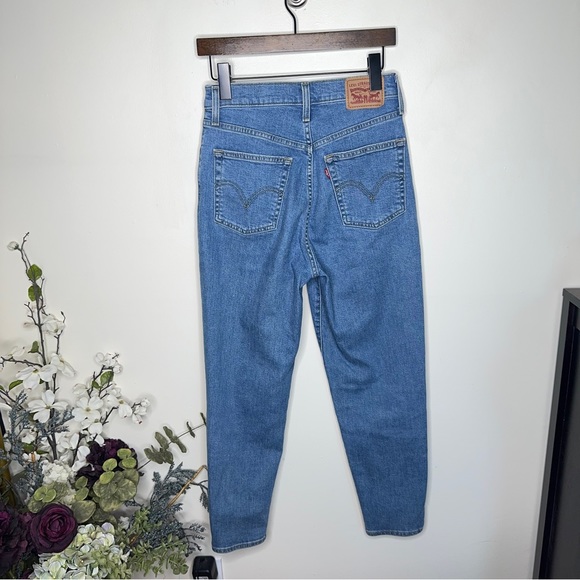 LEVI'S High Waisted Taper Jeans Mid Stone Wash {J48} - Picture 4 of 7